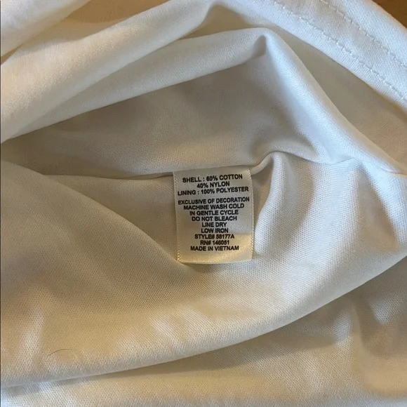 Elegant Off-Shoulder Lace Mini Dress - Picture 11 of 11